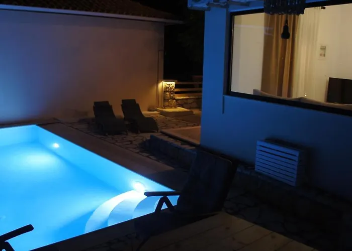 Saint George Villa *